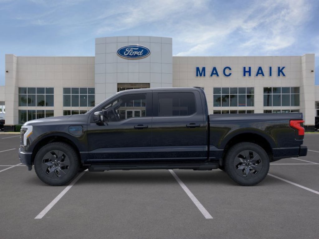 New 2025 Ford F-150 Lightning Lariat TRUCK