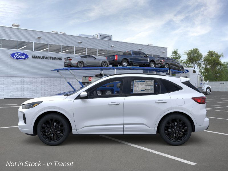 2026 Ford Escape ST-Line Elite photo 3