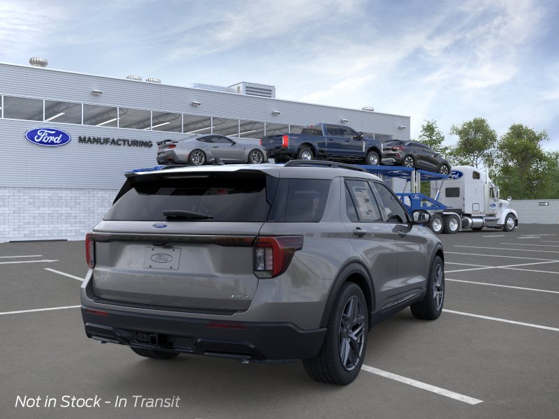 2026 Ford Explorer ST-Line - Photo 8