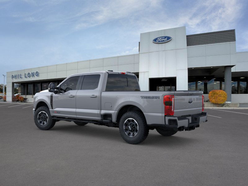 2025 Ford F-350 Lariat photo 4