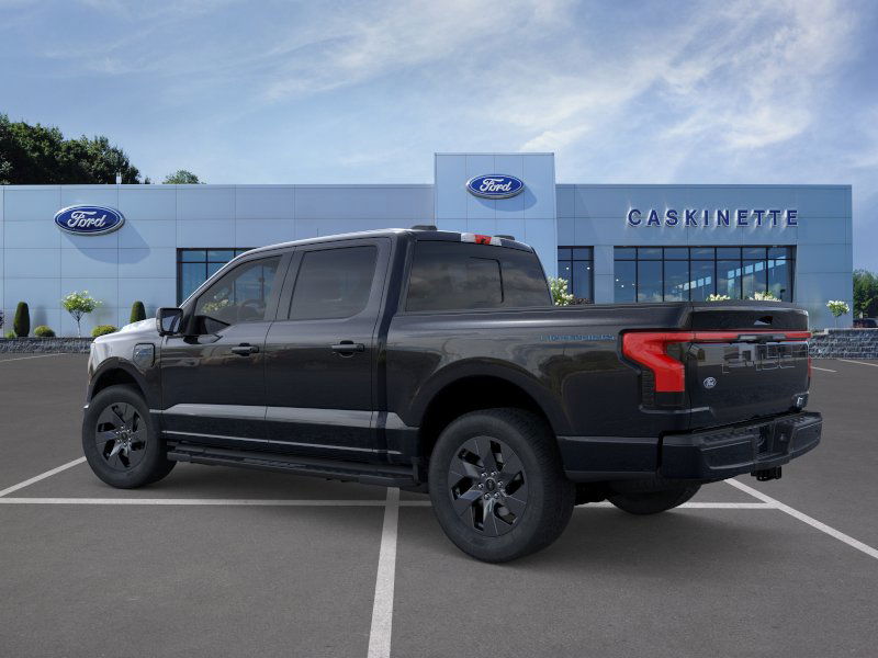 2025 Ford F-150 Lightning Lariat photo 4