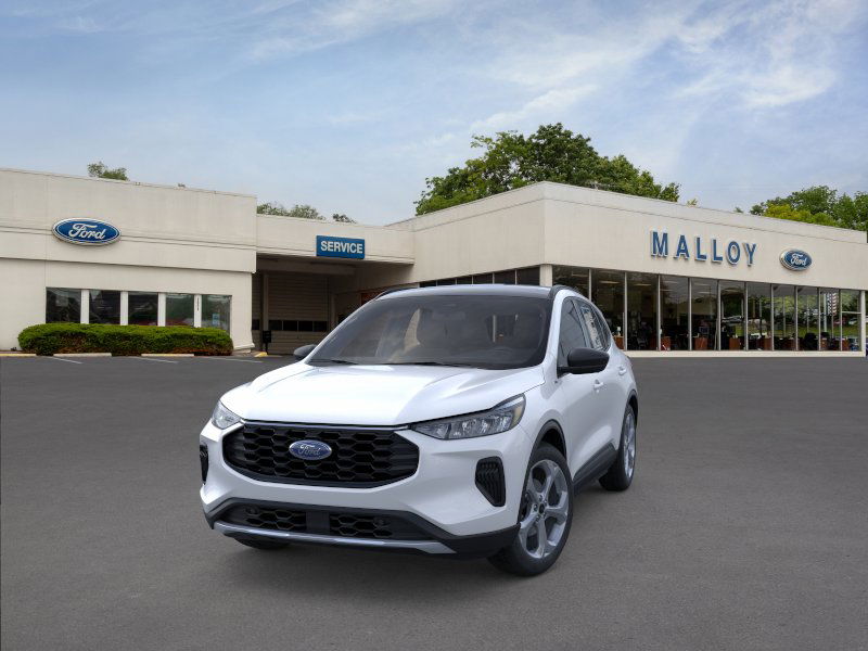 2026 Ford Escape ST-Line photo 2