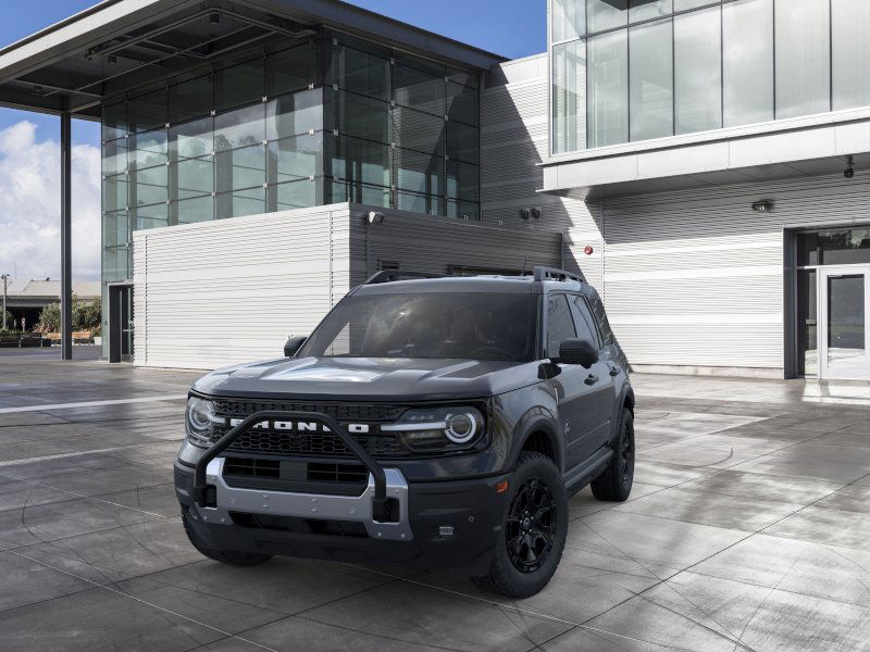 2025 Ford Bronco Sport Outer Banks photo 2