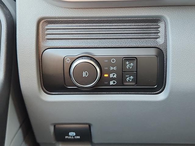 2024 Ford Super Duty F-350 SRW F-350 XL 4WD Crew Cab 179 WB 60 CA