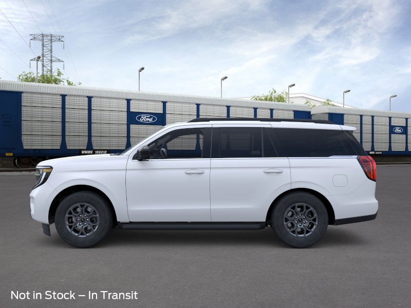 2025 Ford Expedition photo 3