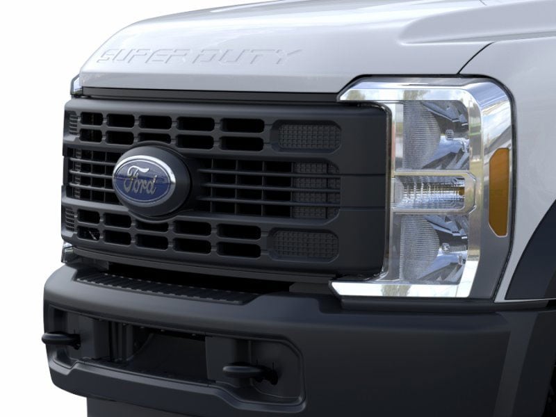 2025 Ford F-450 Super Duty Chassis Cab XL - Photo 42