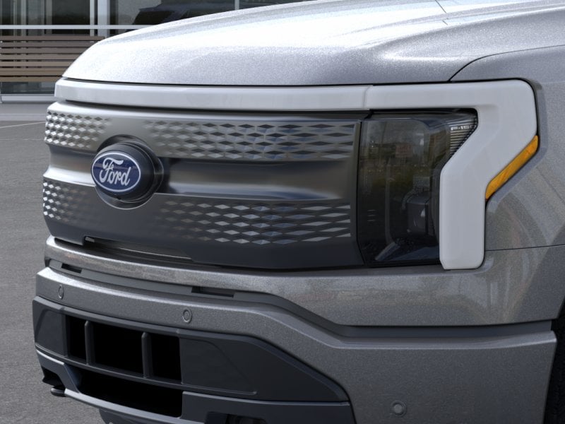 2025 Ford F-150 Lightning Flash - Photo 39