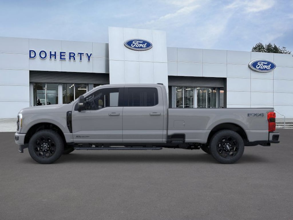 New 2026 Ford Super Duty F-350 XLT TRUCK