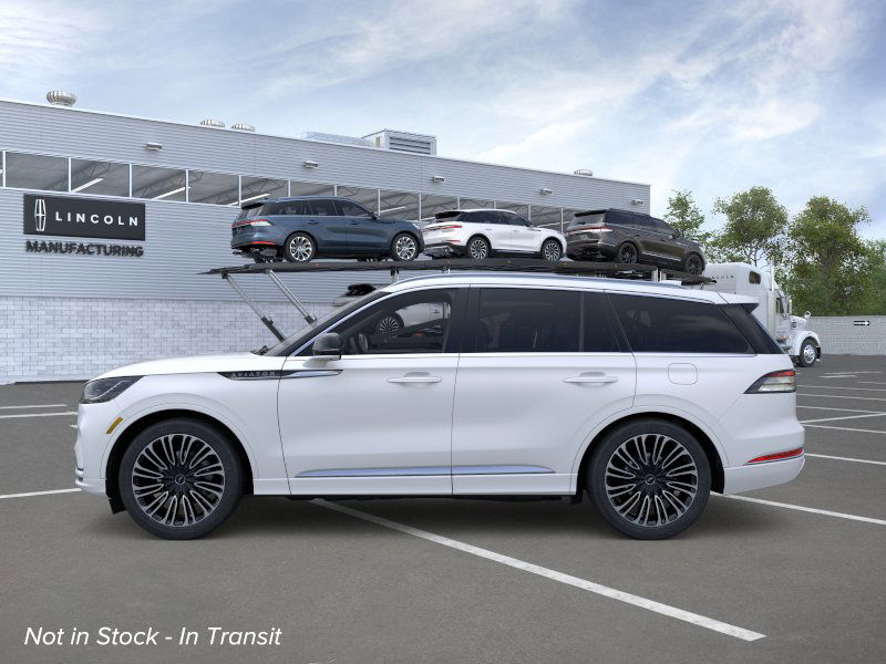 2026 Lincoln Aviator Black Label photo 3