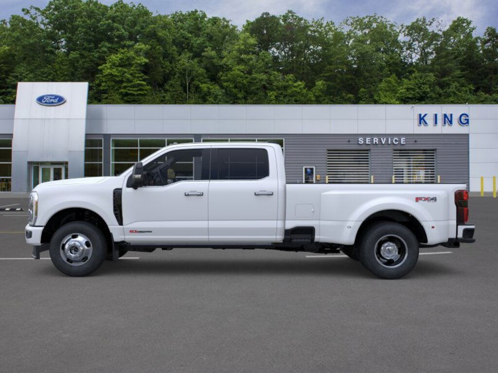 New 2025 Ford F-350  Truck Crew Cab