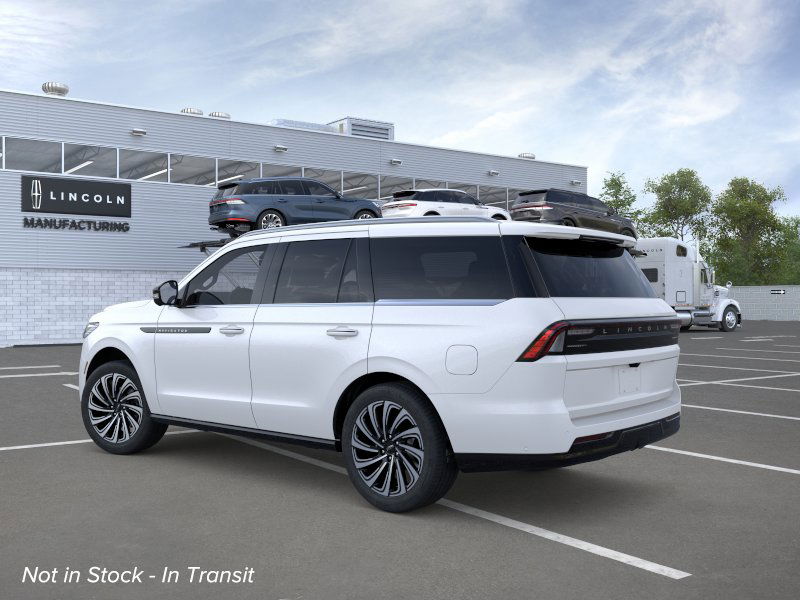 2025 Lincoln Navigator Black Label photo 2