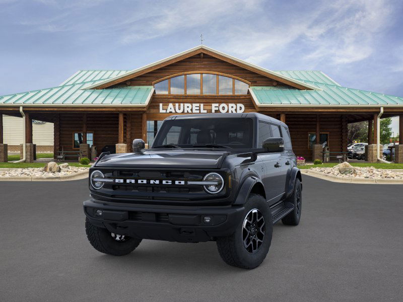 2025 Ford Bronco Outer Banks photo 2