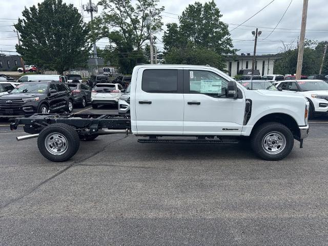 2025 Ford F-350 XL photo 3