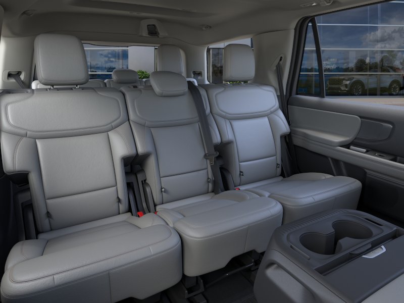 2025 Ford Expedition Active - Photo 11