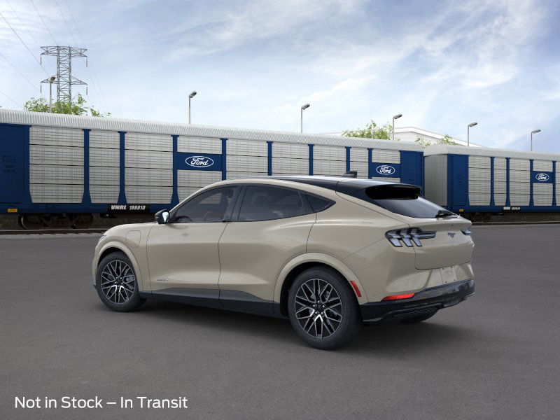 2025 Ford Mustang Mach-E Premium photo 4