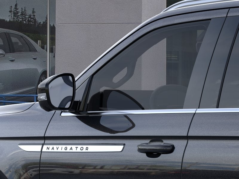 Thumbnail: 2026 Lincoln Navigator L - 50