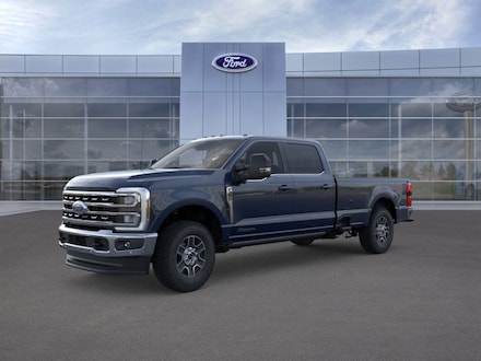 2025 Ford Super Duty F-350 Lariat Truck Crew Cab