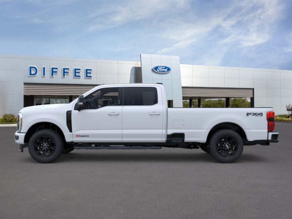 New 2026 Ford Super Duty F-350 Lariat Truck Crew Cab