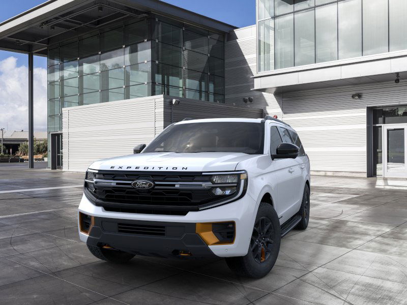 2025 Ford Expedition photo 2