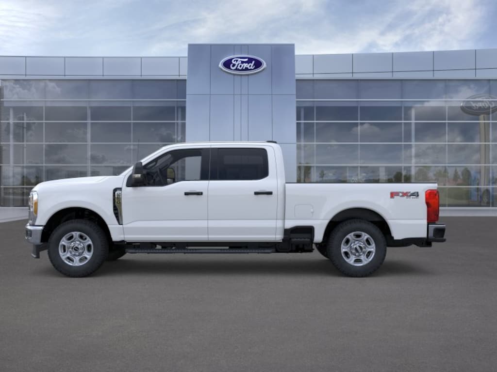 New 2026 Ford F-250 XLT Crew Cab