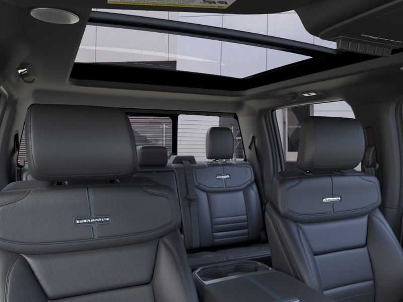 2026 Ford F-350 Super Duty Platinum - Photo 22