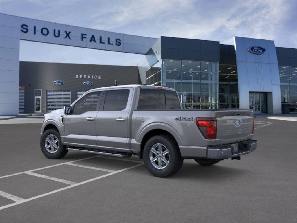New 2025 Ford F-150 XLT Truck SuperCrew Cab
