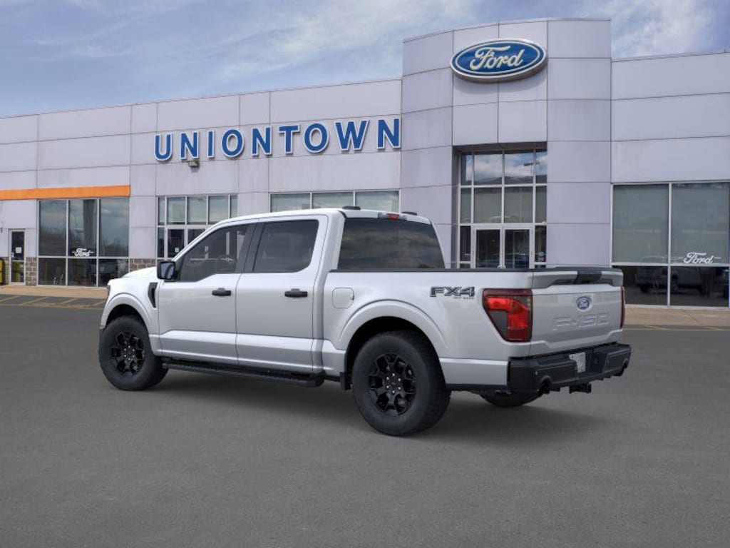 New 2025 Ford F-150 STX 4x4 STX SuperCrew 5.5 ft. SB