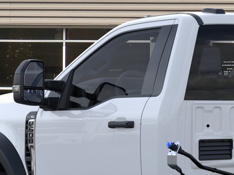 2025 Ford F-600 Super Duty Chassis Cab XL - Photo 45
