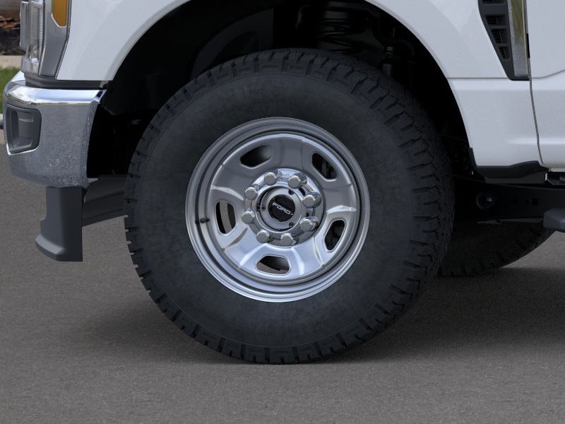 2025 Ford F-350 Super Duty Chassis Cab XLT - Photo 51