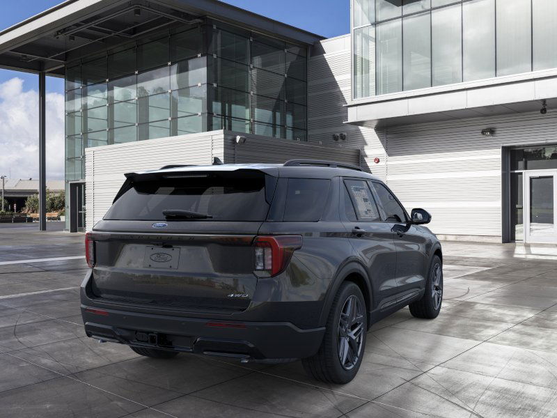 Thumbnail: 2025 Ford Explorer - 8