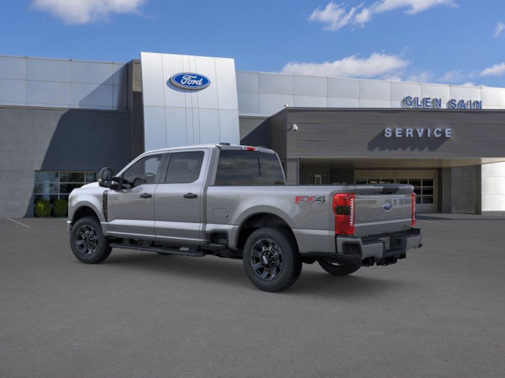 New 2026 Ford Super Duty F-350 XL Truck Crew Cab