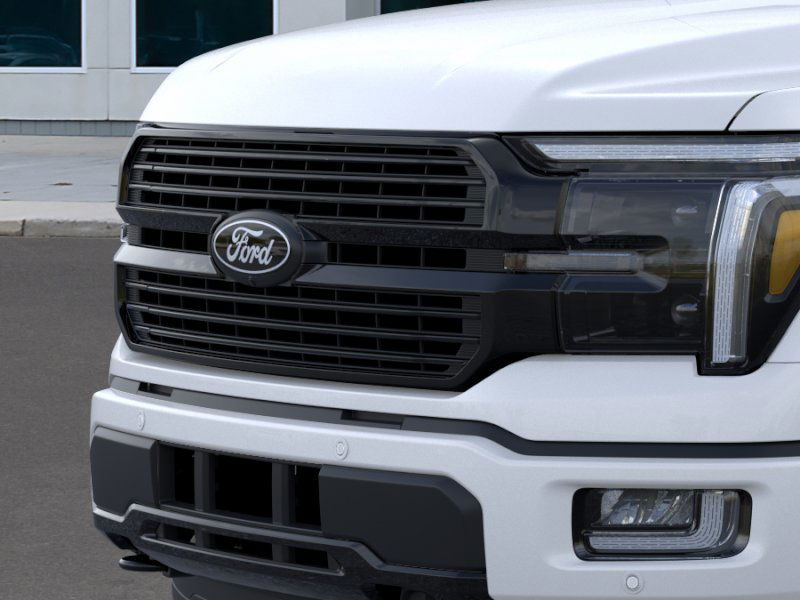 2025 Ford F-150 Platinum - Photo 39