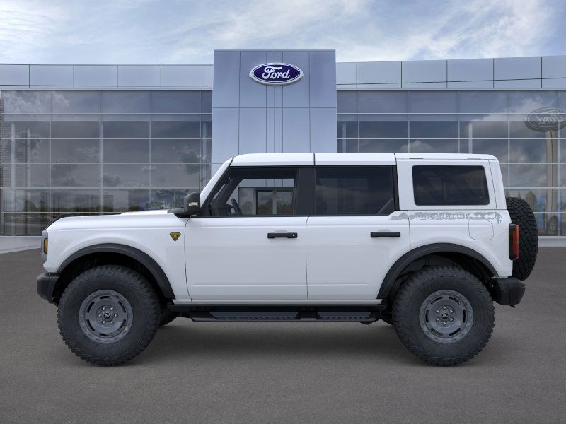 2025 Ford Bronco Badlands photo 2