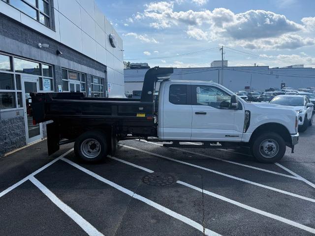 2026 Ford F-350 Super Duty Chassis Cab XL - Photo 31