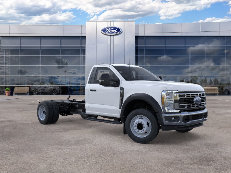 2025 Ford F-550 Super Duty Chassis Cab XL - Photo 29