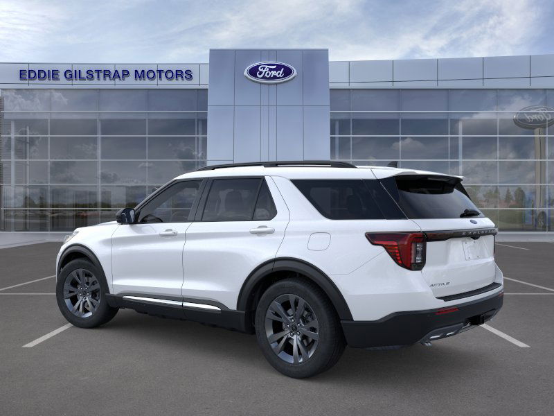 2025 Ford Explorer photo 4