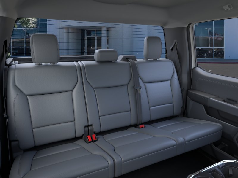 2025 Ford F-150 Lightning Flash - Photo 11