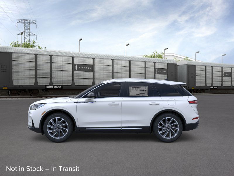 2025 Lincoln Corsair Premiere photo 3