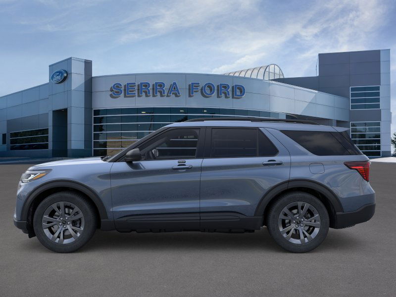 2026 Ford Explorer photo 2