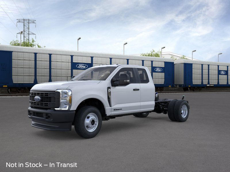 2026 Ford F-350 photo 3
