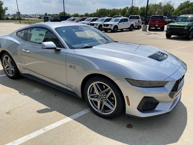 2025 Ford Mustang GT Fastback - Photo 12