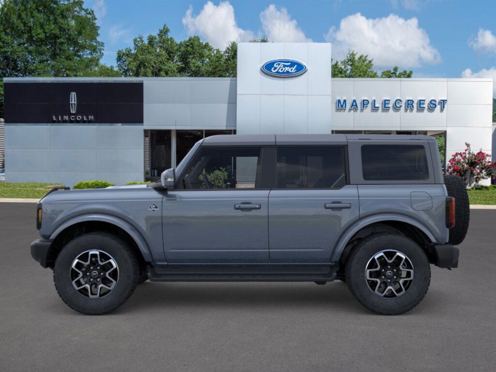 New 2025 Ford Bronco Outer Banks SUV