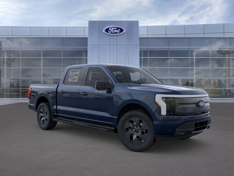 2025 Ford F-150 Lightning Flash - Photo 7