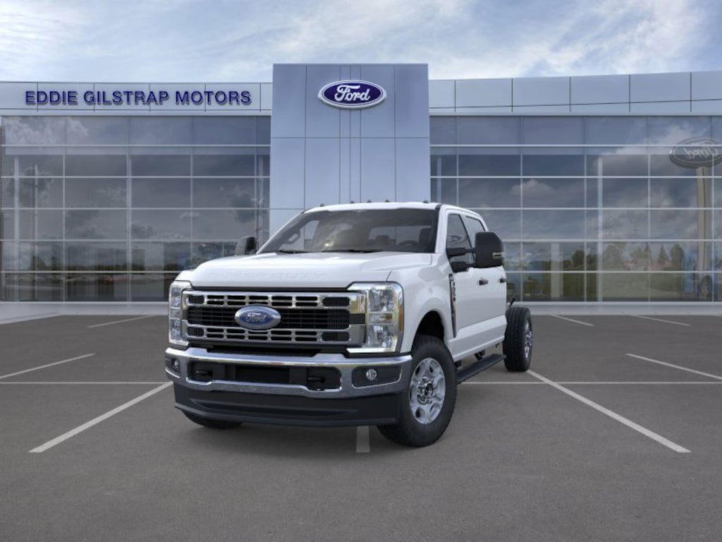 New 2026 Ford F-350SD XLT Chassis