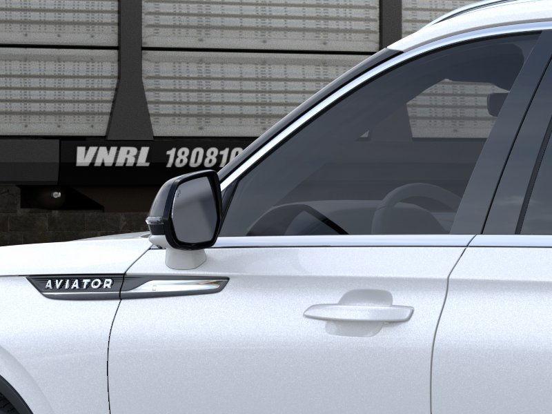 Thumbnail: 2025 Lincoln Aviator - 42