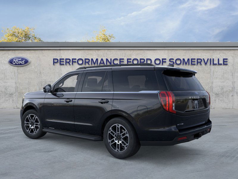 2025 Ford Expedition photo 4