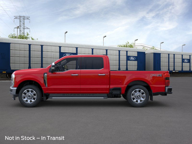 2025 Ford F-350 Lariat photo 3