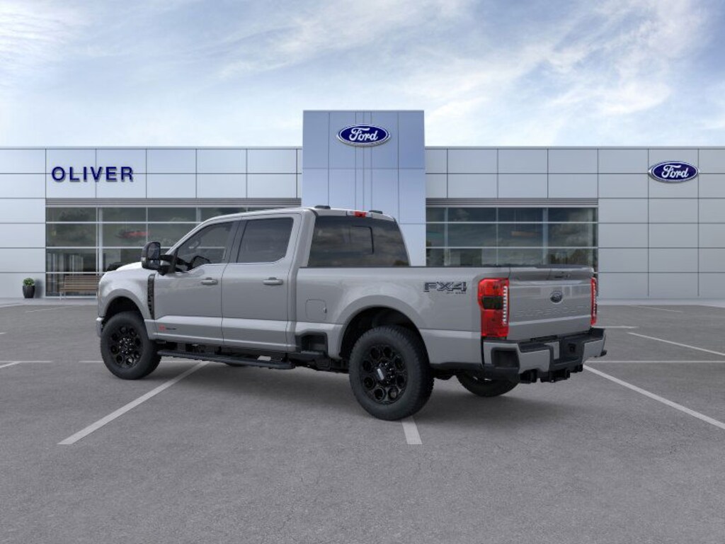 New 2026 Ford Super Duty F-350 SRW Platinum Truck Crew Cab