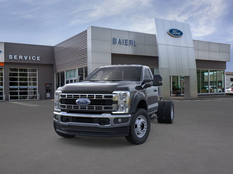 2026 Ford F-550 photo 2