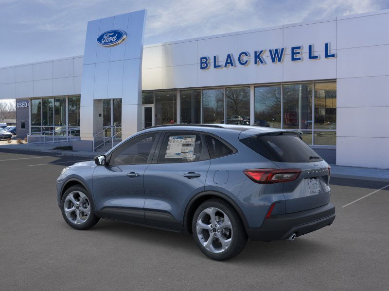 2026 Ford Escape ST-Line photo 4